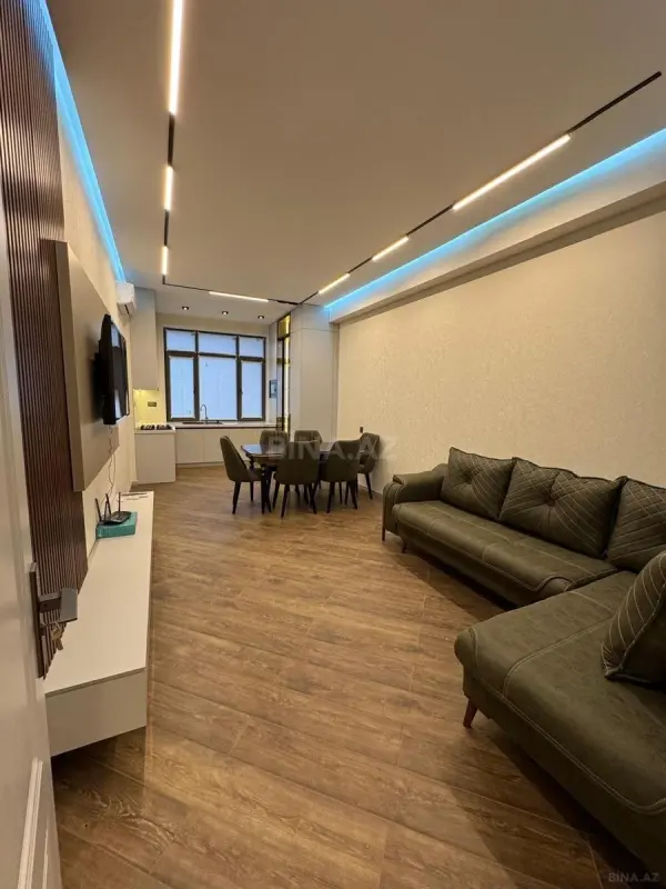 Kirayə verilir 2 otaqlı mənzil 85 m²