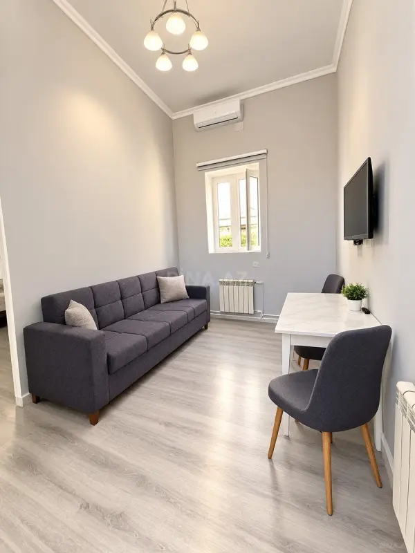 Kirayə verilir 2 otaqlı mənzil 45 m²