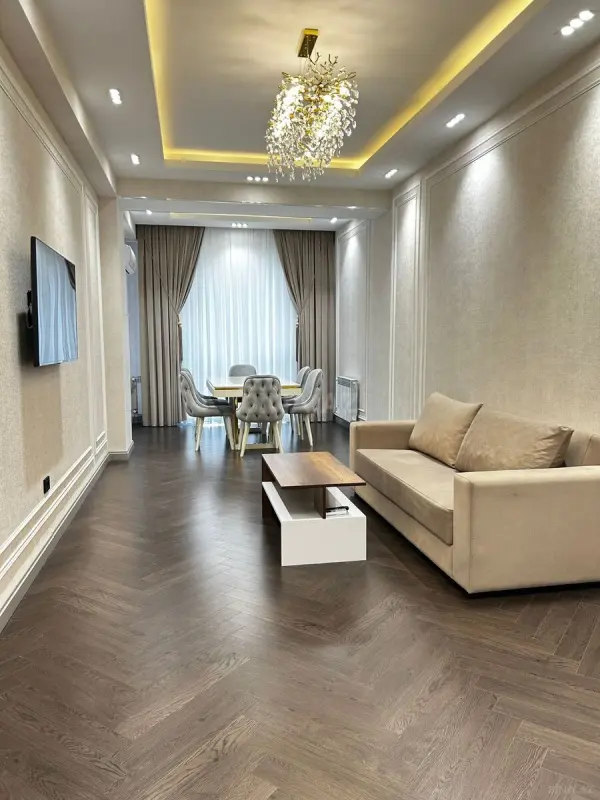 Kirayə verilir 3 otaqlı mənzil 125 m²