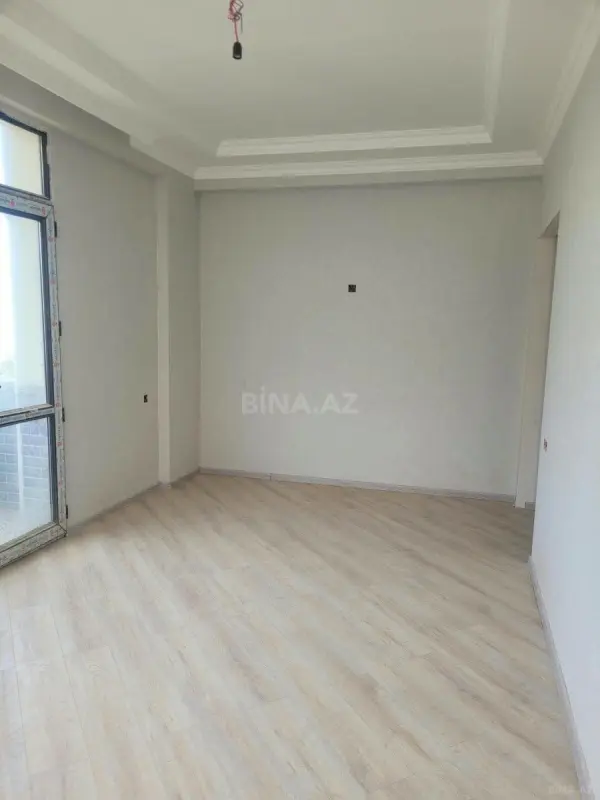 Satılır 2 otaqlı mənzil 87 m²
