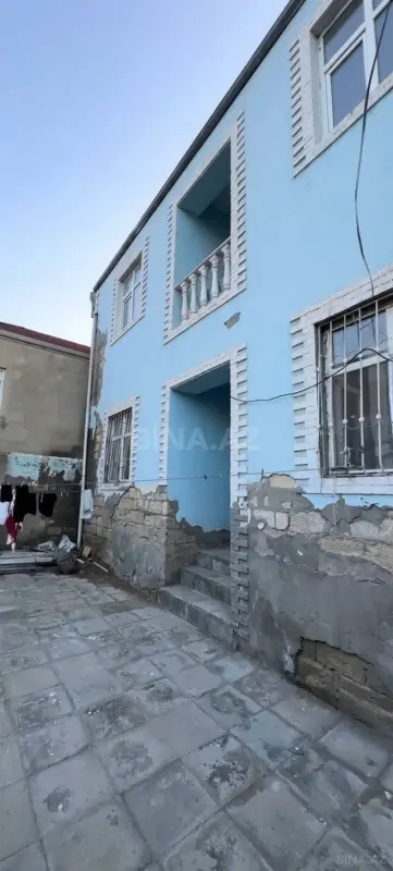 Satılır 7 otaqlı həyət evi 160 m²