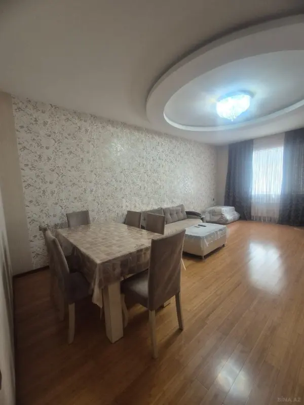 Kirayə verilir 3 otaqlı mənzil 100 m²