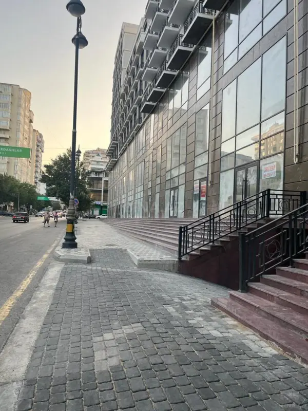 Kirayə verilir obyekt 350 m²