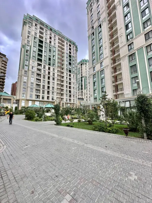 Kirayə verilir 2 otaqlı mənzil 58 m²