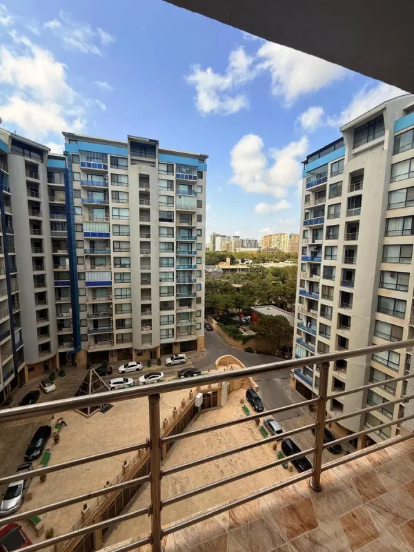 Kirayə verilir 3 otaqlı mənzil 137 m²