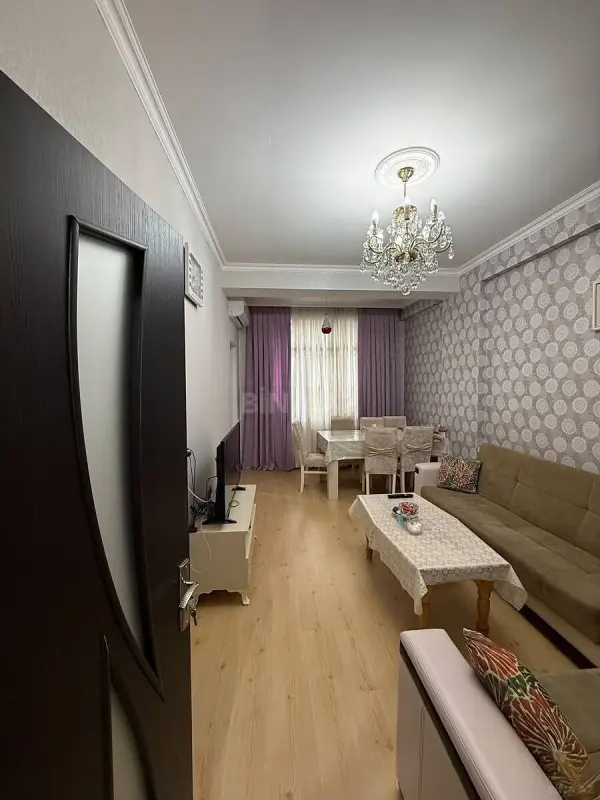 Satılır 2 otaqlı mənzil 58 m²