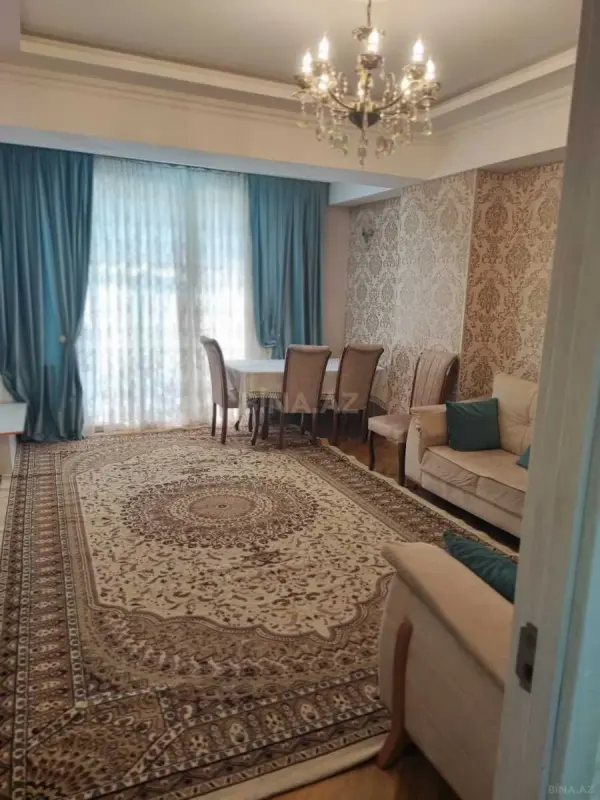 Kirayə verilir 3 otaqlı mənzil 97 m²