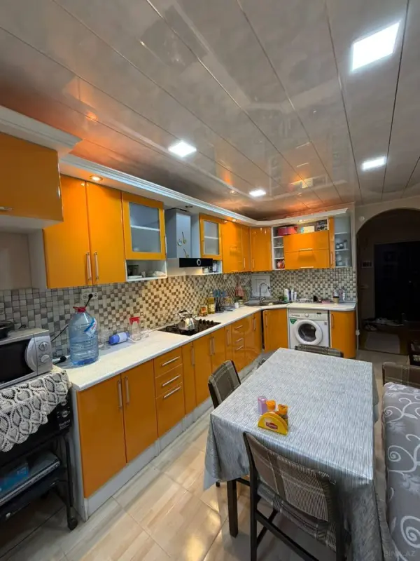 Satılır 2 otaqlı mənzil 70 m²