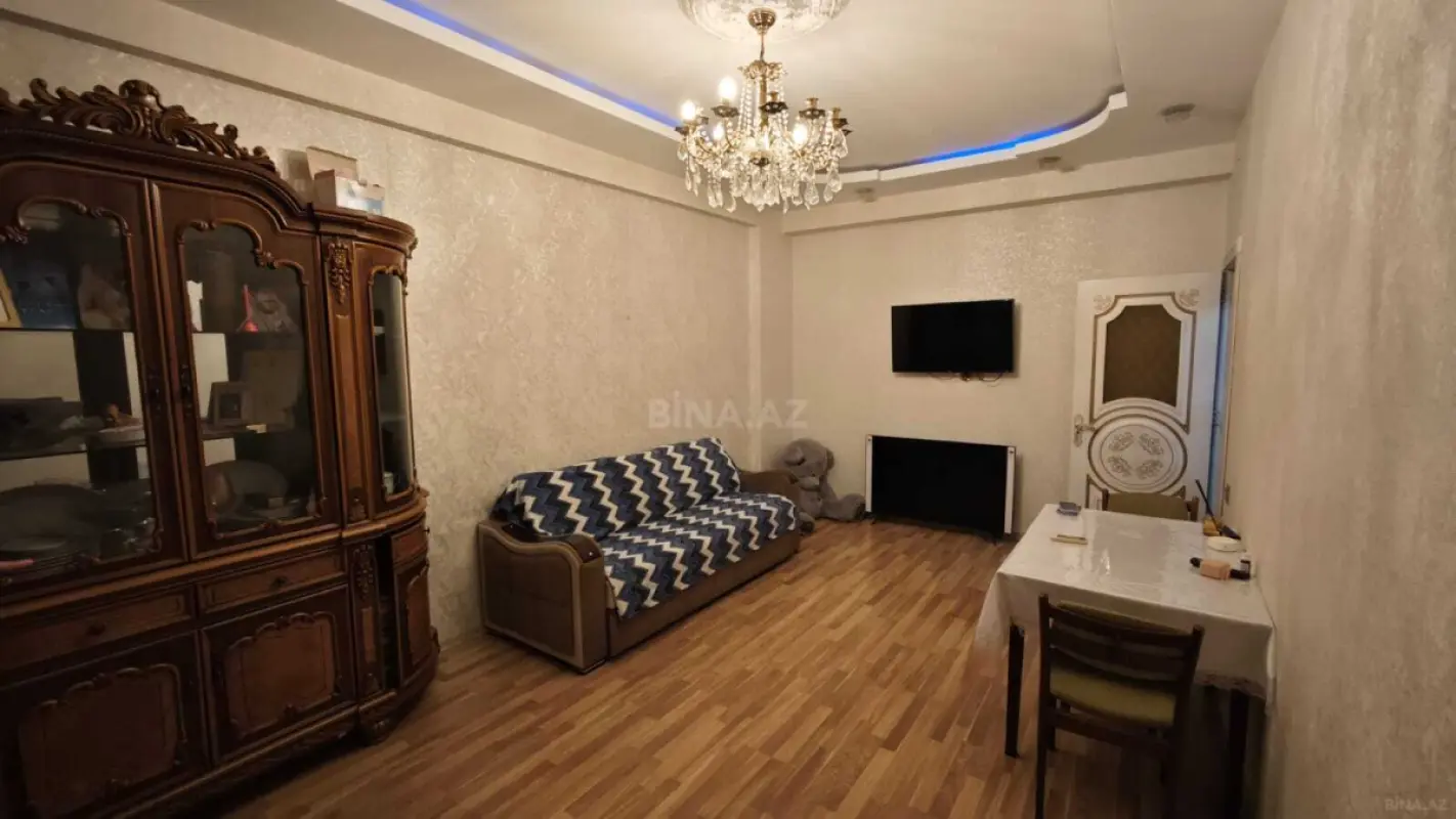 Satılır 2 otaqlı mənzil 85 m²