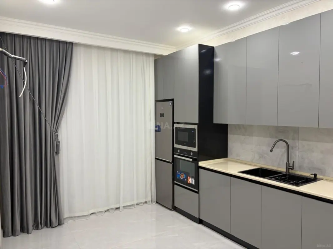 Kirayə verilir 2 otaqlı mənzil 80 m²