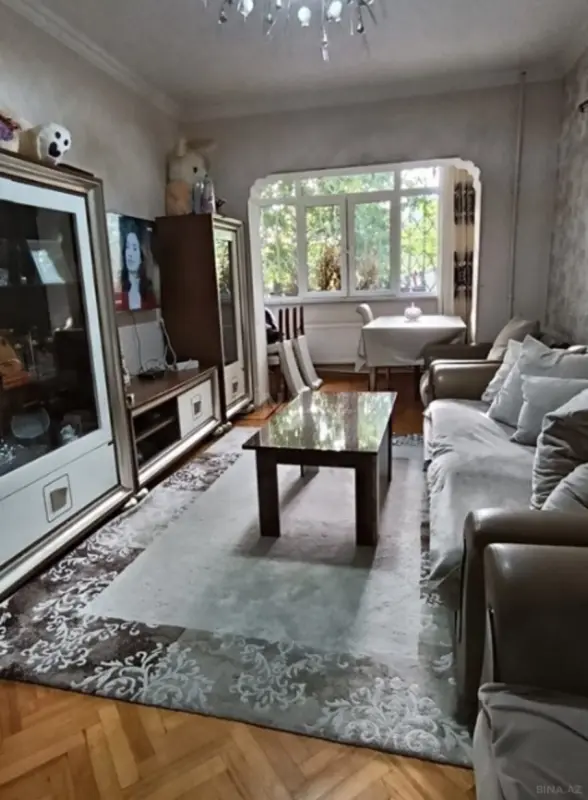 Satılır 2 otaqlı mənzil 62 m²
