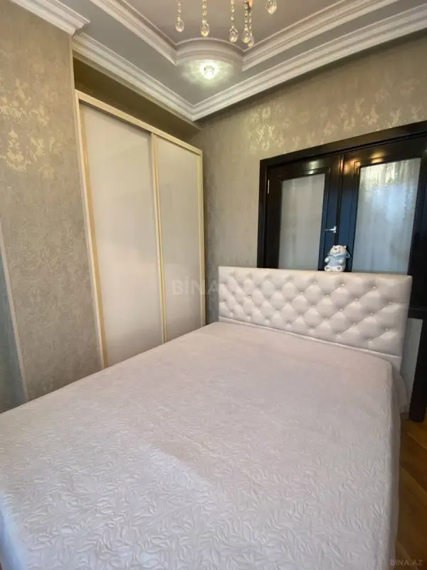 Satılır 1 otaqlı mənzil 55 m²
