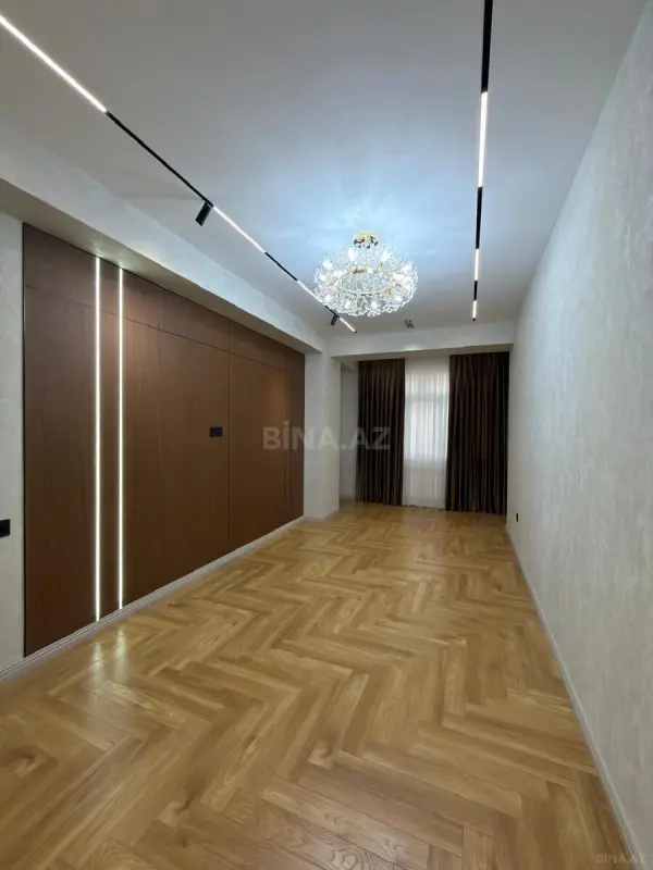 Satılır 2 otaqlı mənzil 76 m²
