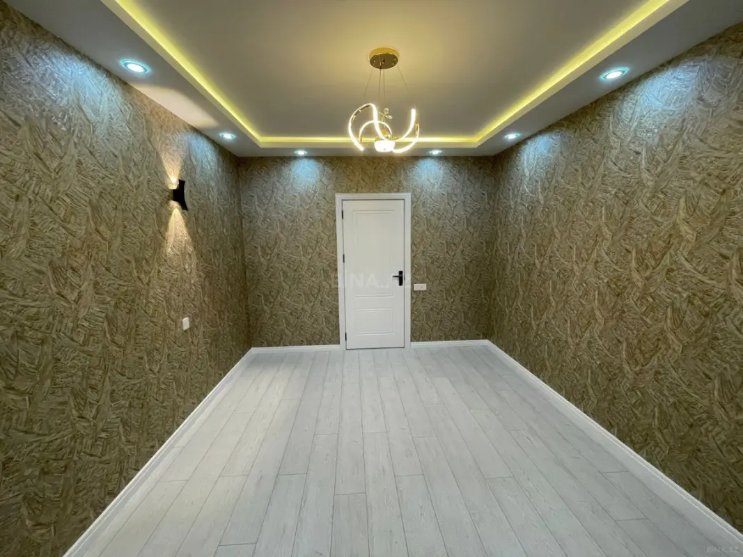 Satılır 2 otaqlı mənzil 65 m²