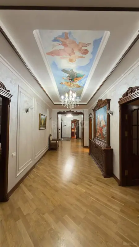 Kirayə verilir 4 otaqlı mənzil 225 m²