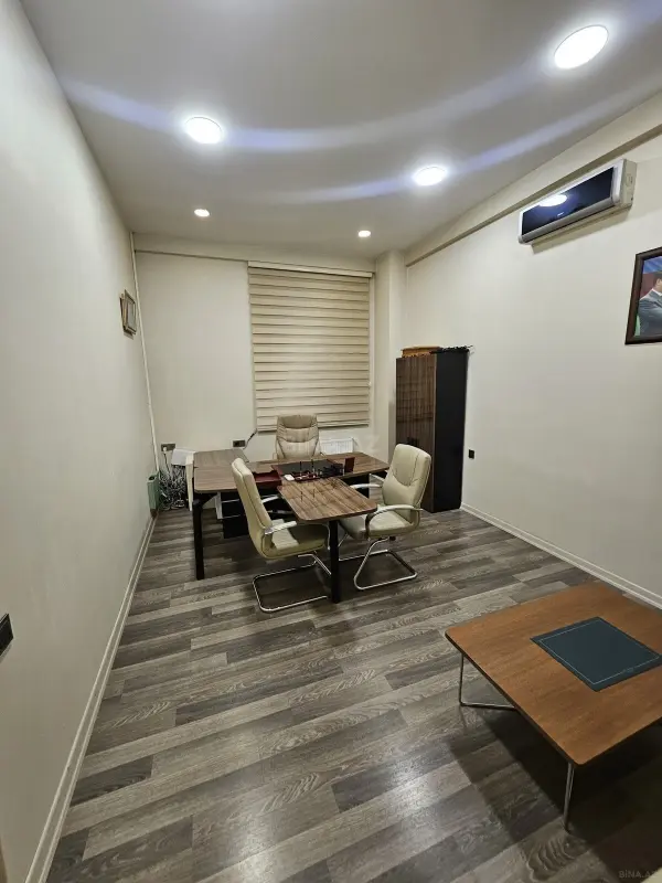 Kirayə verilir 1 otaqlı ofis 25 m²