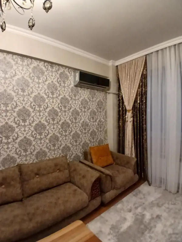 Satılır 2 otaqlı mənzil 66 m²