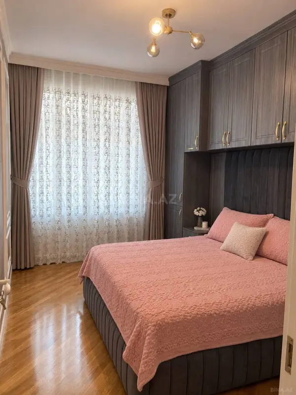 Kirayə verilir 2 otaqlı mənzil 52 m²