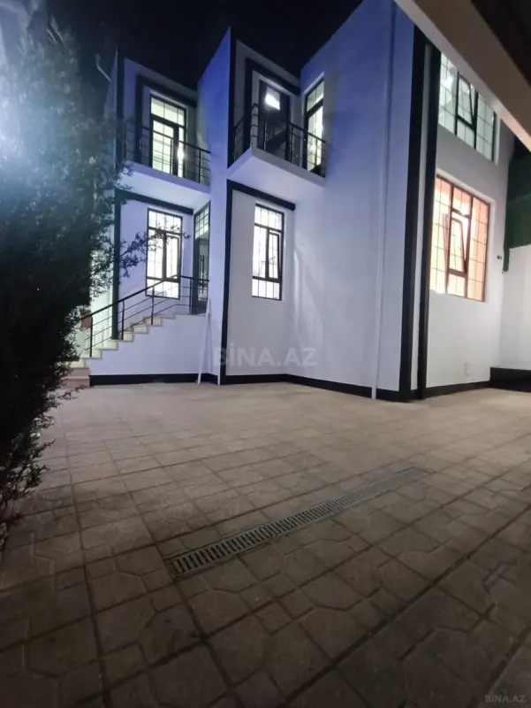 Satılır 5 otaqlı həyət evi 160 m²