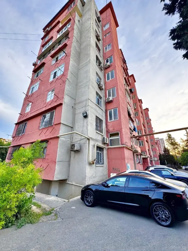 Satılır 3 otaqlı mənzil 75 m²