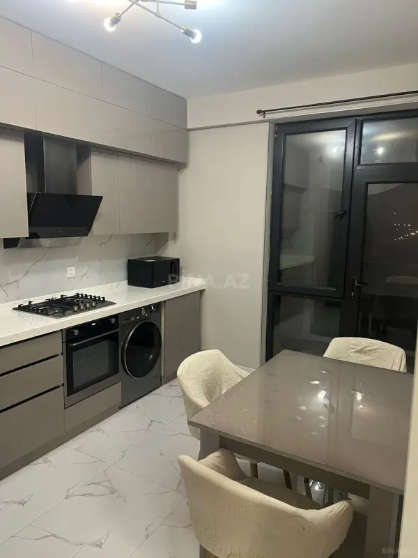 Satılır 2 otaqlı mənzil 72 m²