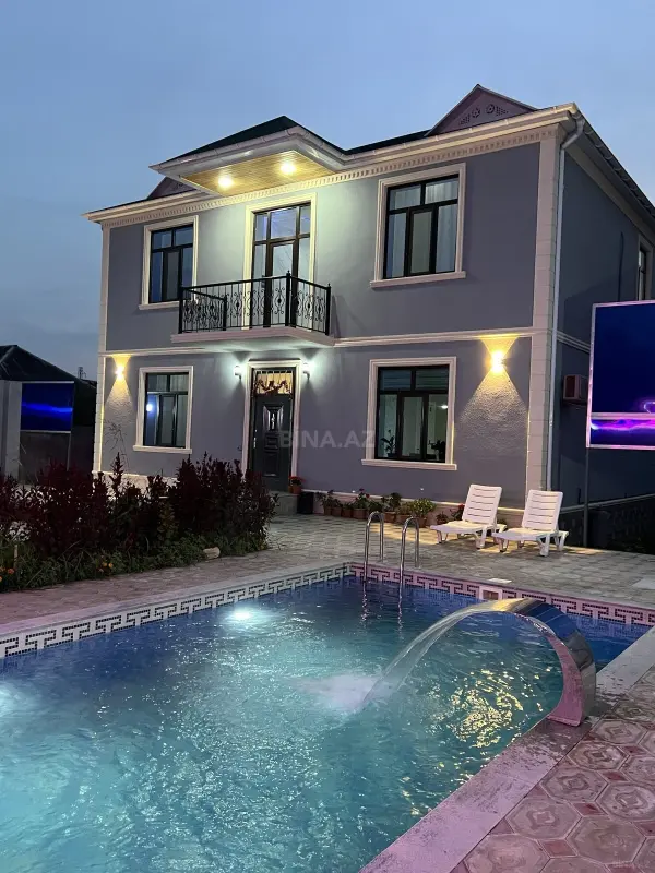 Kirayə verilir 4 otaqlı həyət evi 240 m²