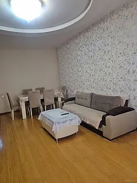 Kirayə verilir 3 otaqlı mənzil 100 m² — Bakı, İnşaatçılar 3 otaq 100.00 m²