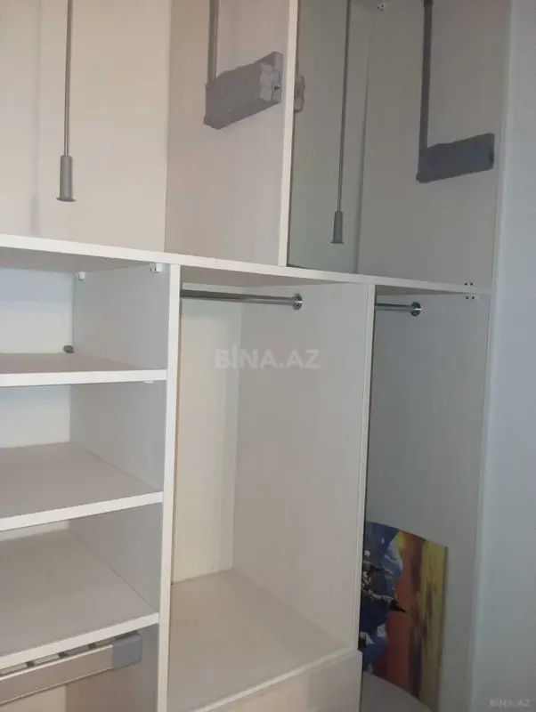 Kirayə verilir 2 otaqlı mənzil 95 m²