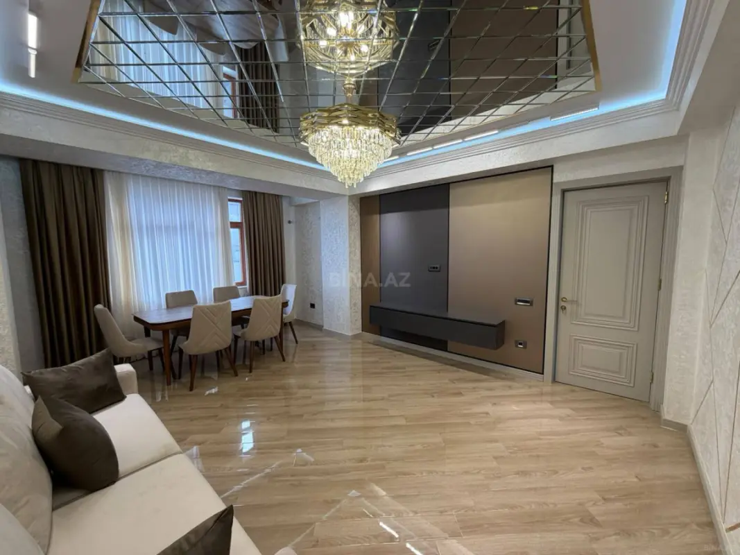 Satılır 3 otaqlı mənzil 110 m²