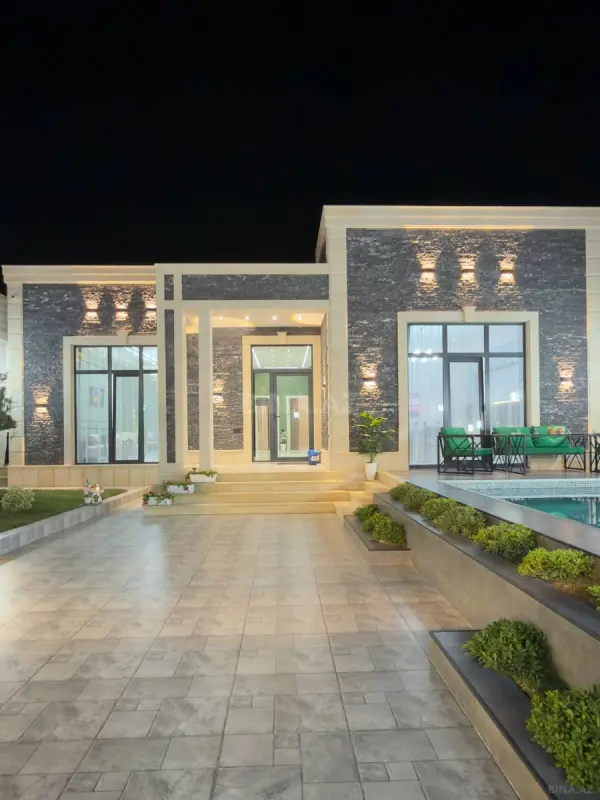 Satılır 4 otaqlı həyət evi 200 m²