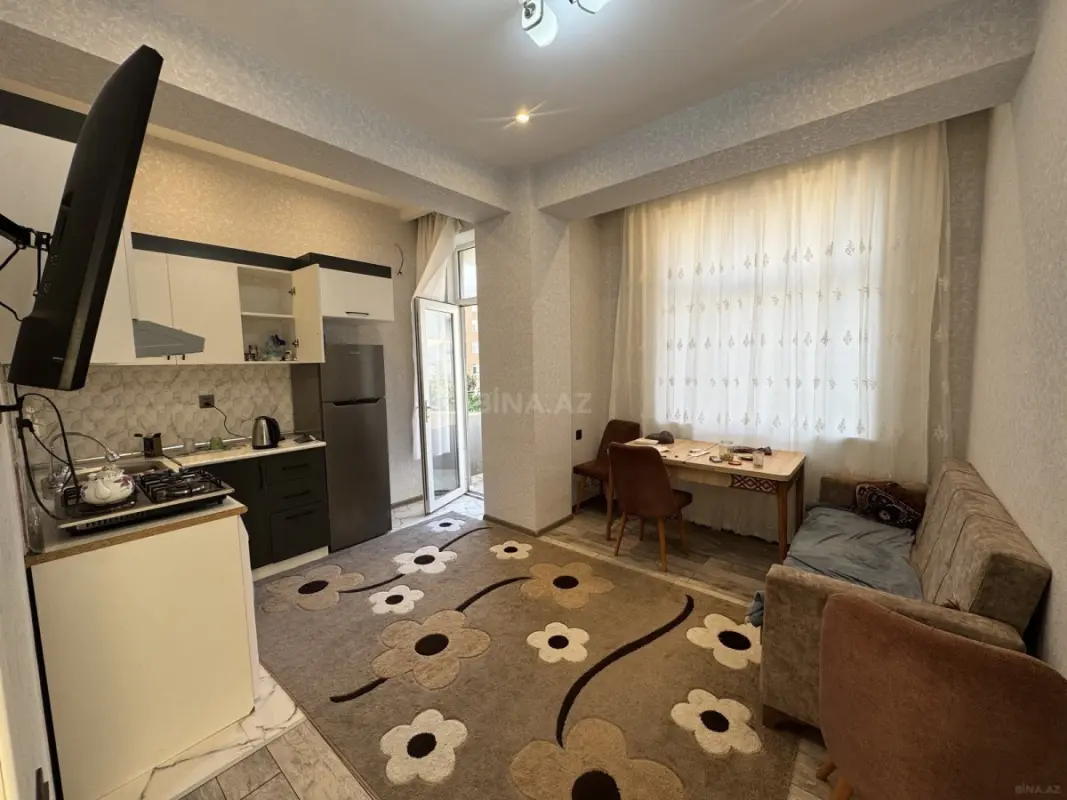 Kirayə verilir 2 otaqlı mənzil 45 m²