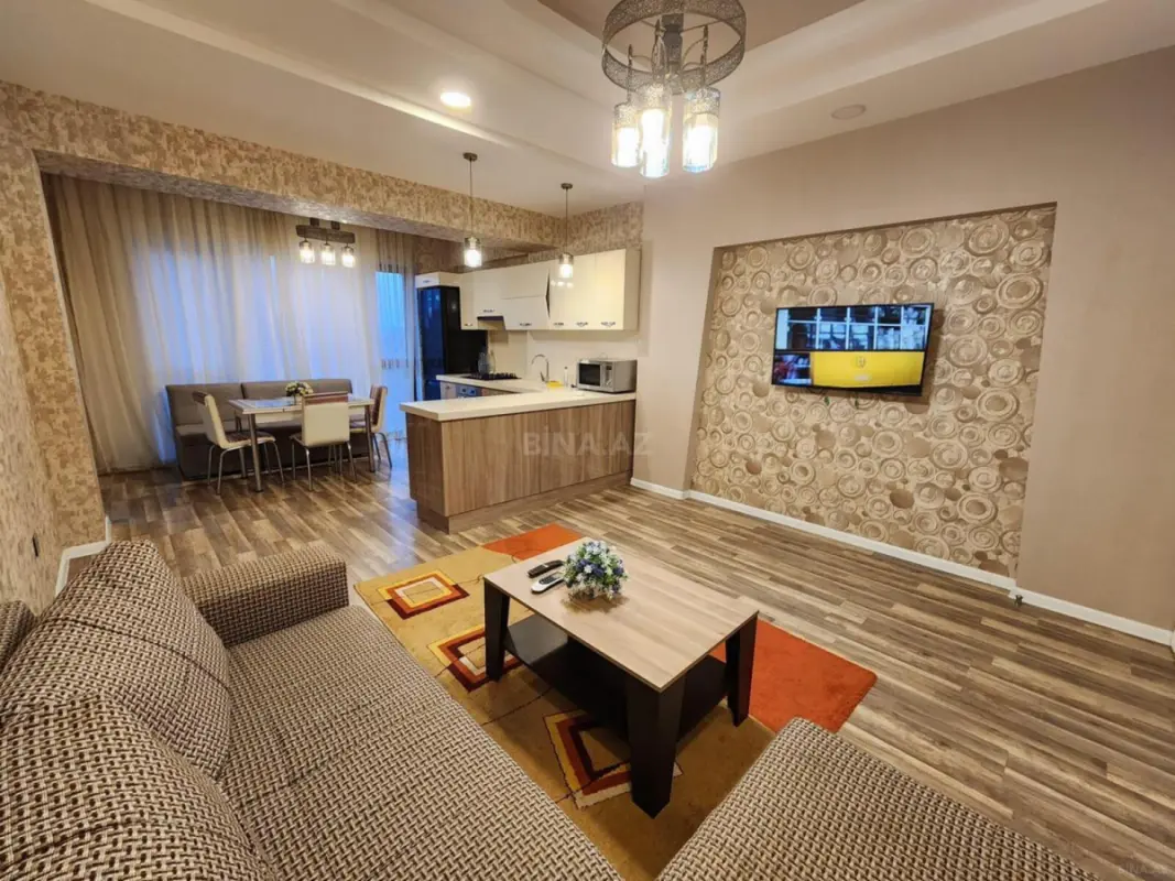 Kirayə verilir 3 otaqlı mənzil 120 m²