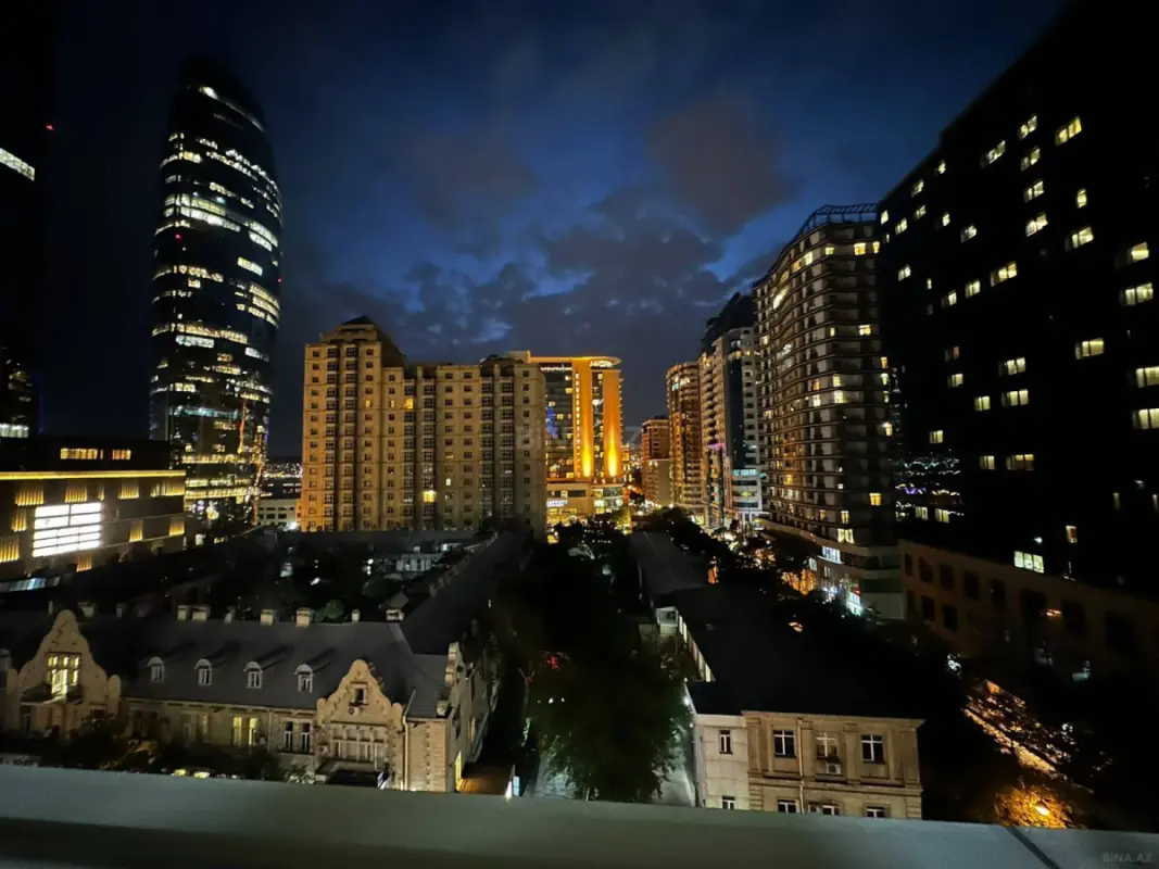 Kirayə verilir 3 otaqlı mənzil 185 m²