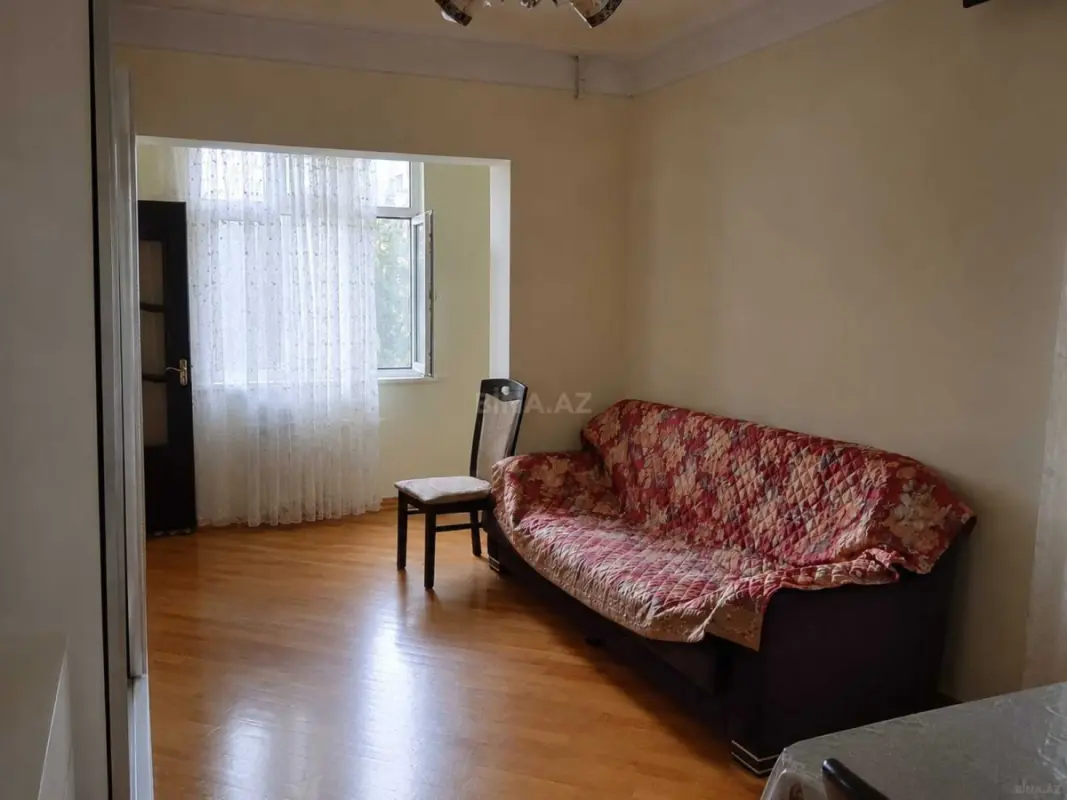 Satılır 2 otaqlı mənzil 45 m²