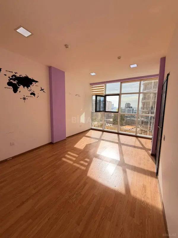 Kirayə verilir 1 otaqlı ofis 27 m²