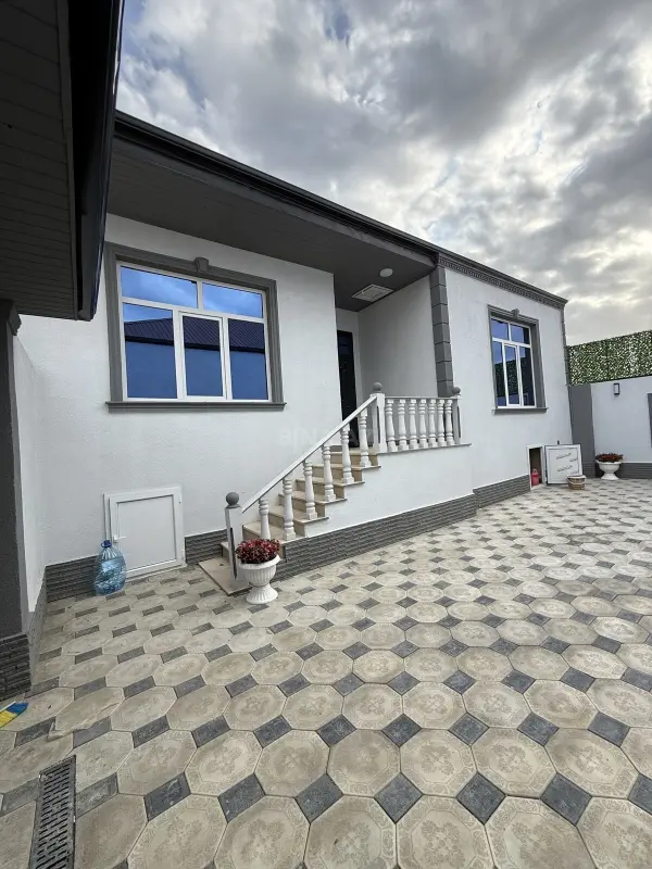Satılır 4 otaqlı həyət evi 110 m²