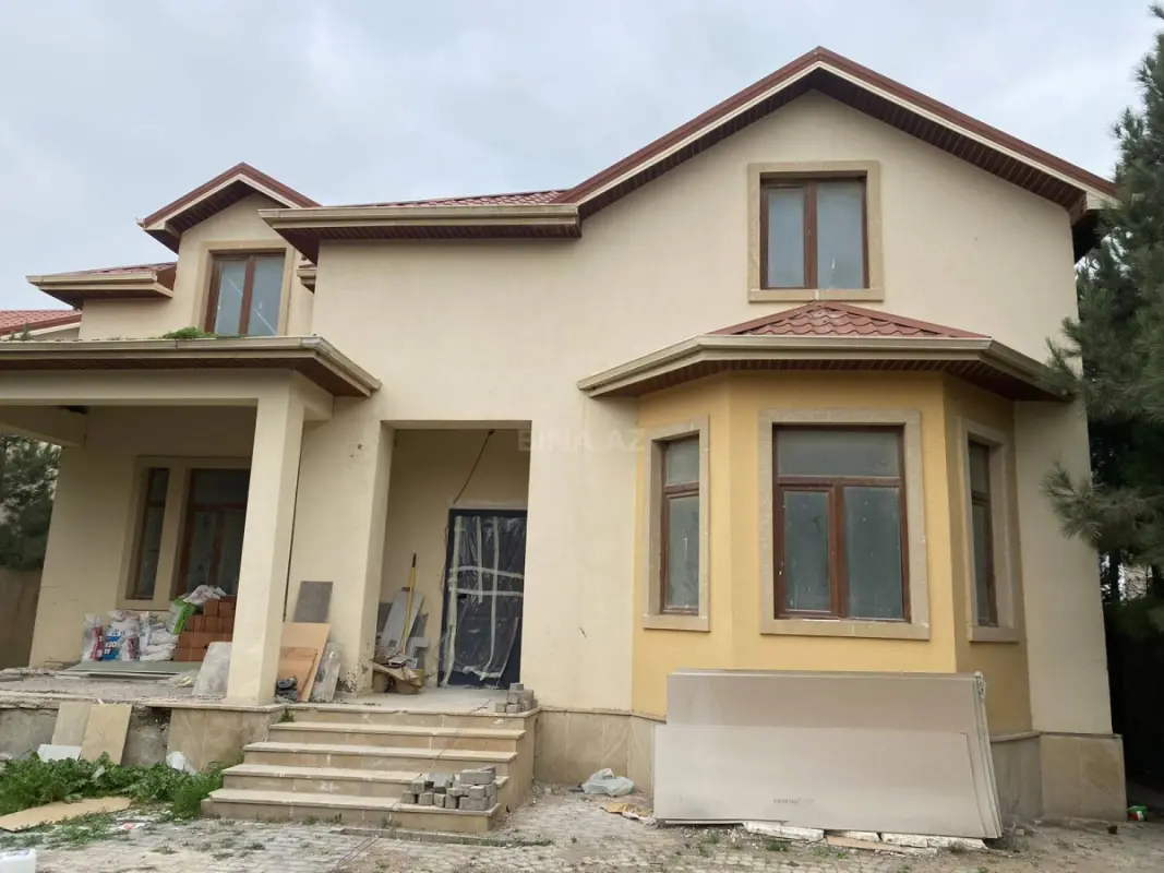 Satılır 5 otaqlı həyət evi 170 m²