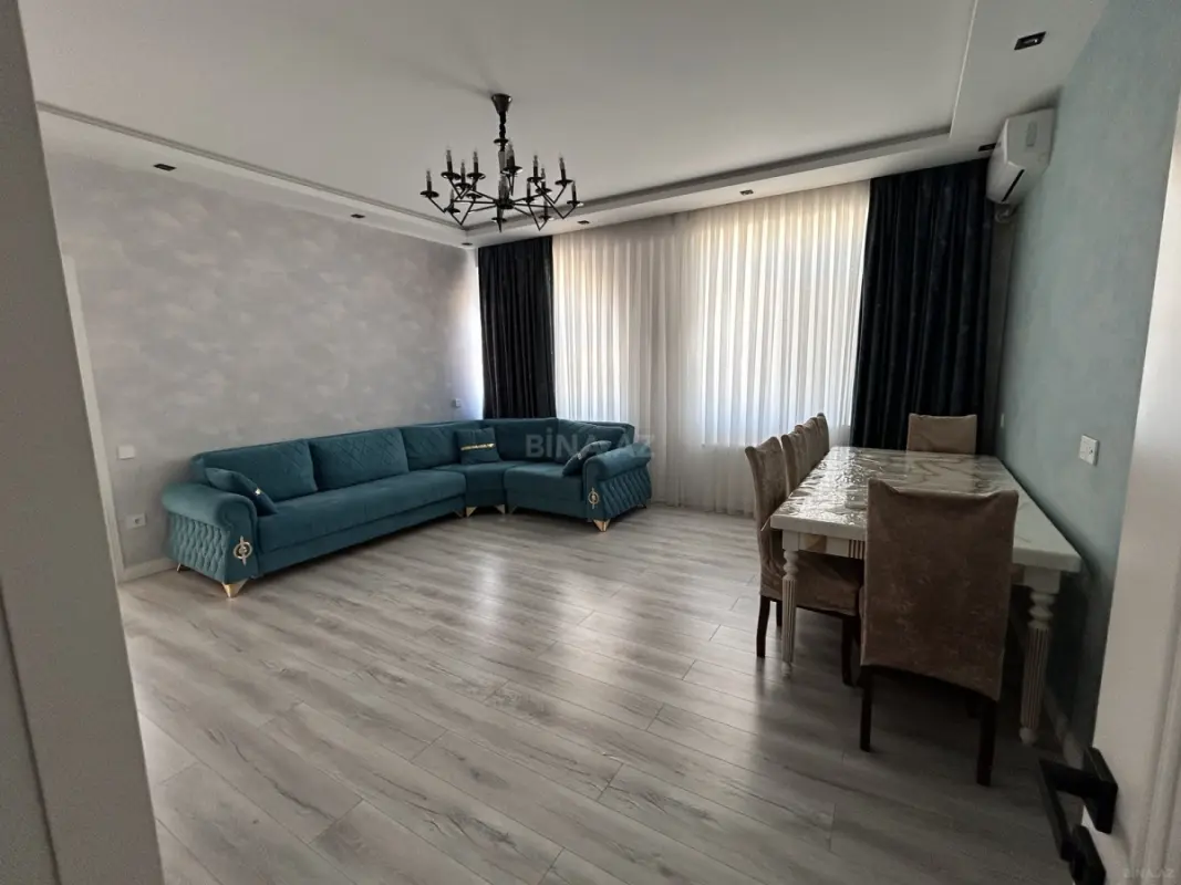 Kirayə verilir 2 otaqlı mənzil 69 m²