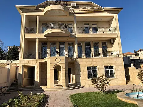 Kirayə verilir 9 otaqlı həyət evi 650 m² — Bakı 9 otaq 650.00 m²
