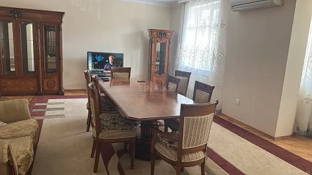 Kirayə verilir 3 otaqlı mənzil 130 m² — Bakı, İnşaatçılar 3 otaq 130.00 m²
