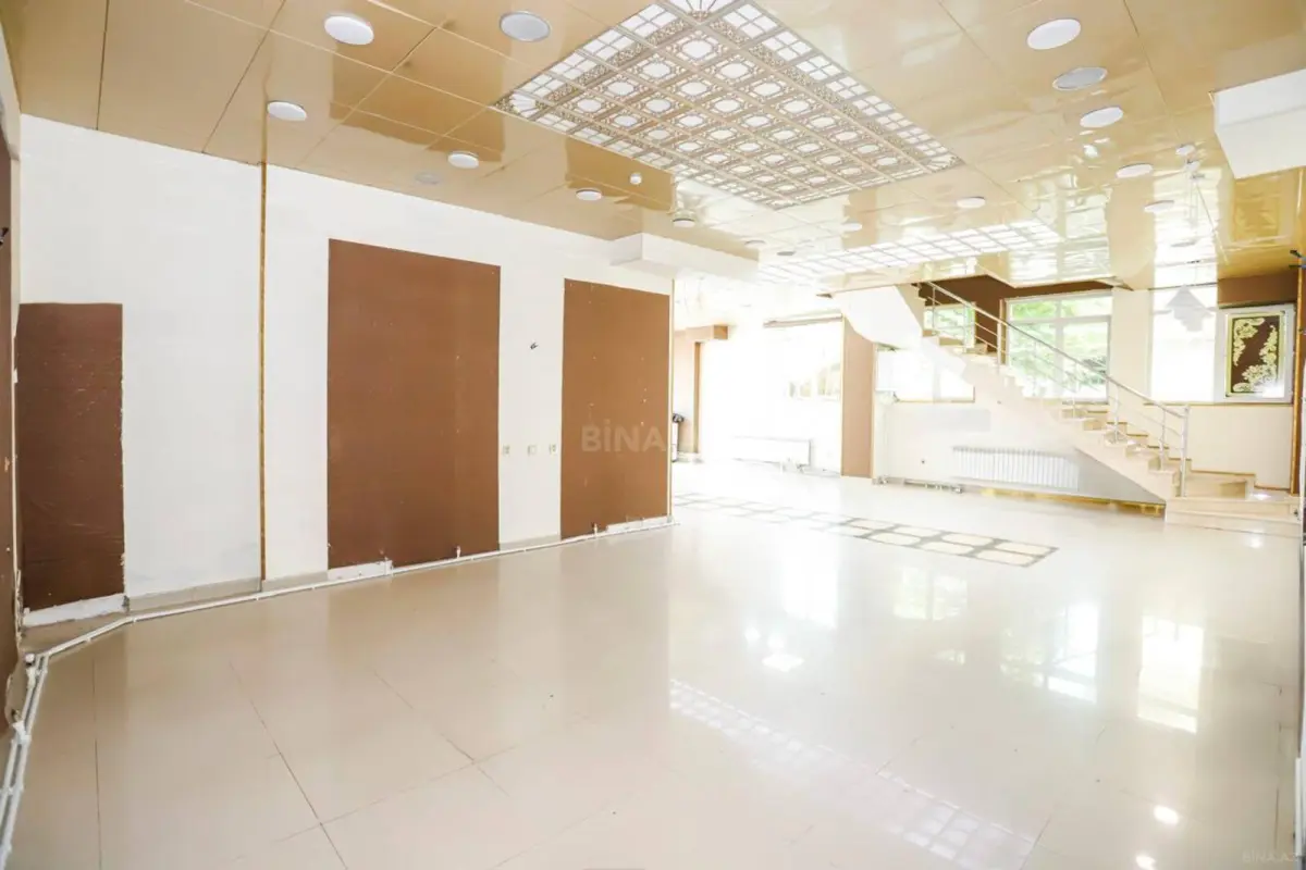 Kirayə verilir obyekt 330 m²