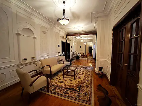 Kirayə verilir 4 otaqlı mənzil 200 m² — Bakı 4 otaq 200.00 m²