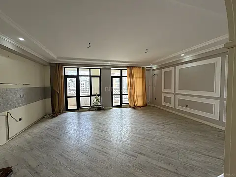 Satılır 3 otaqlı mənzil 116 m² — Bakı 3 otaq 116.00 m²