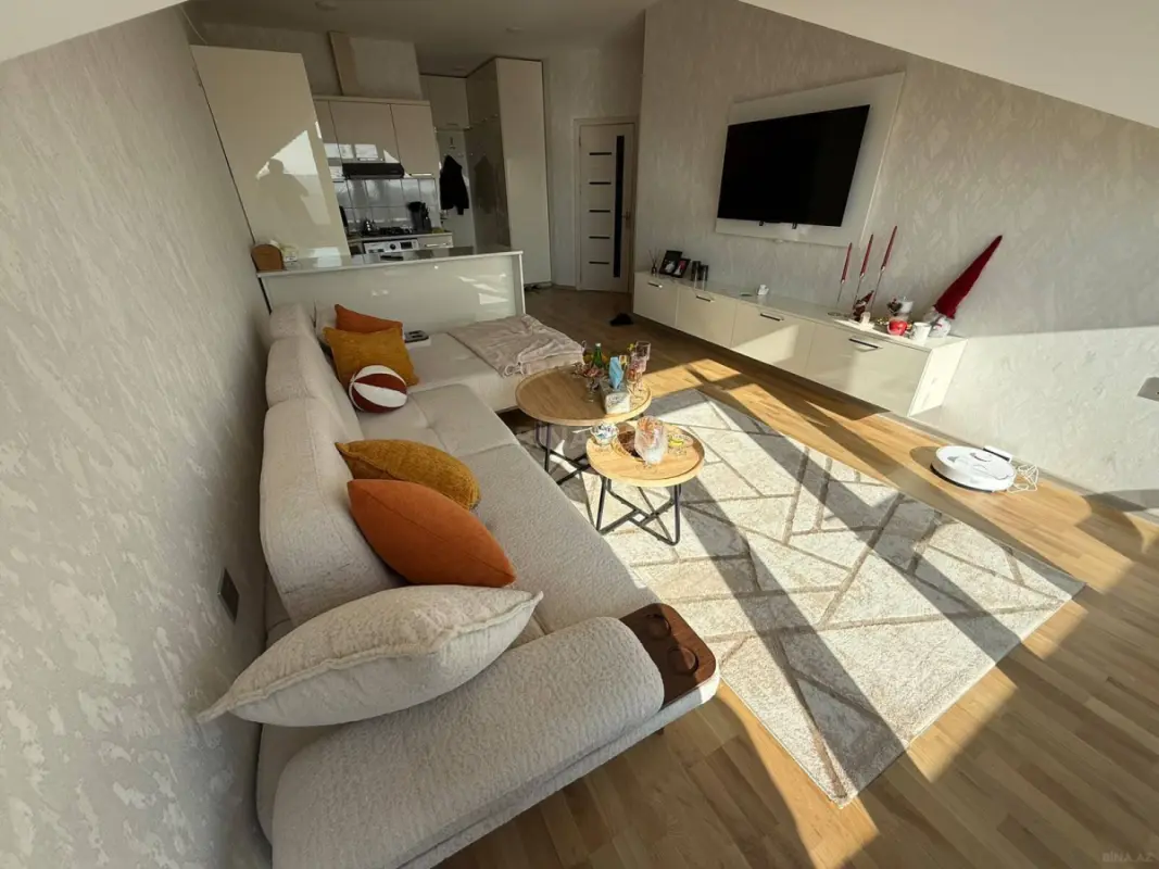 Satılır 2 otaqlı mənzil 60 m²