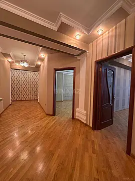 Satılır 3 otaqlı mənzil 134 m² — Bakı, Həzi Aslanov qəs. 3 otaq 134.00 m²