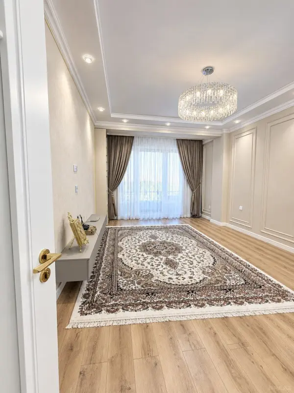 Satılır 3 otaqlı mənzil 120 m²