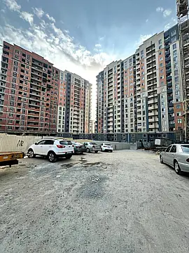 Satılır 3 otaqlı mənzil 93 m² — Bakı 3 otaq 93.00 m²
