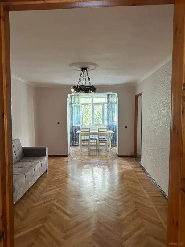 Kirayə verilir 2 otaqlı mənzil 50 m²