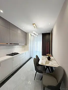 Satılır 3 otaqlı mənzil 115 m² — Bakı 3 otaq 115.00 m²