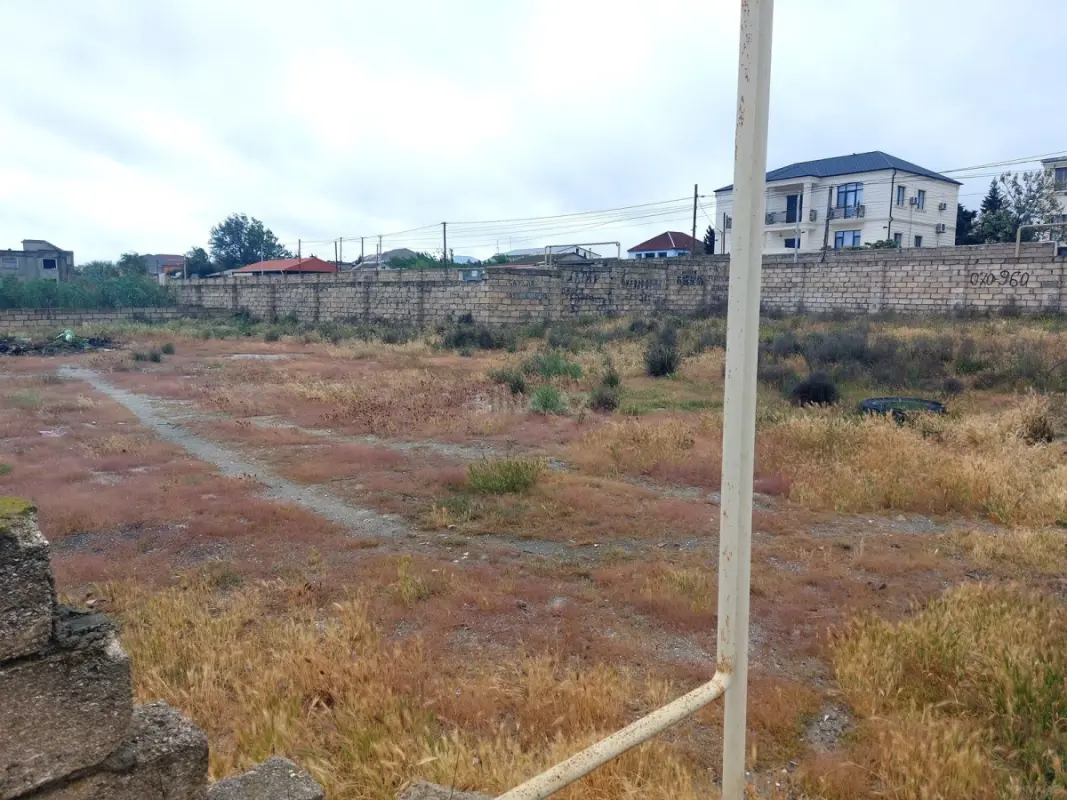 Satılır torpaq sahəsi 2 m²